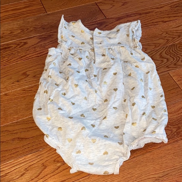 Carters Rompers - Picture 5 of 7